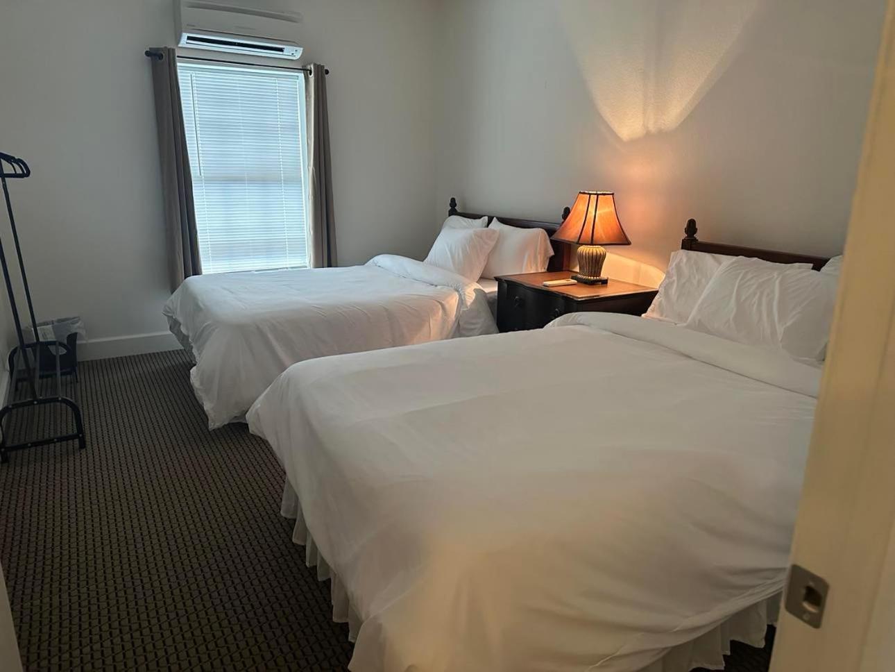 The Alcalde Hotel Gonzales ภายนอก รูปภาพ